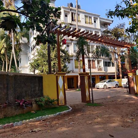 Luxury 2Bhk Apartment Near Calangute Baga Beach With Pool Экстерьер фото