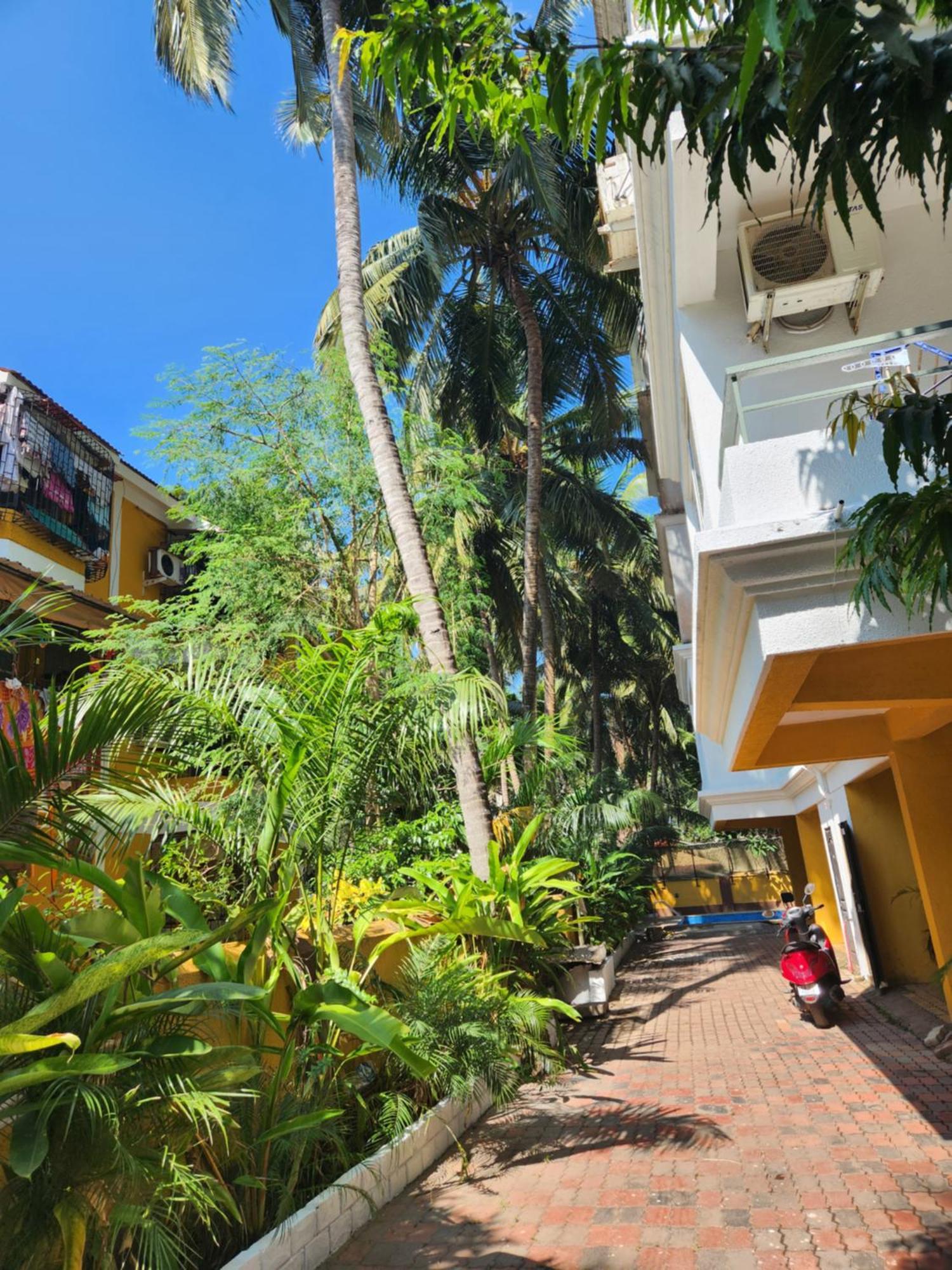 Luxury 2Bhk Apartment Near Calangute Baga Beach With Pool Экстерьер фото